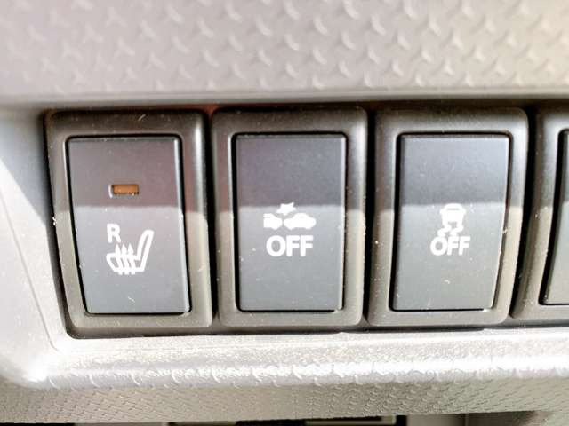 �y�Փˌy�����u�z���s���ɑO���̎ԗ�����F�����A�Փ˂������Ȏ��͌x��ƃu���[�L�ŏՓˉ���Ɣ�Q�y�����A�V�X�g�B�����S�Ƀh���C�u�����y���݂��������܂��B