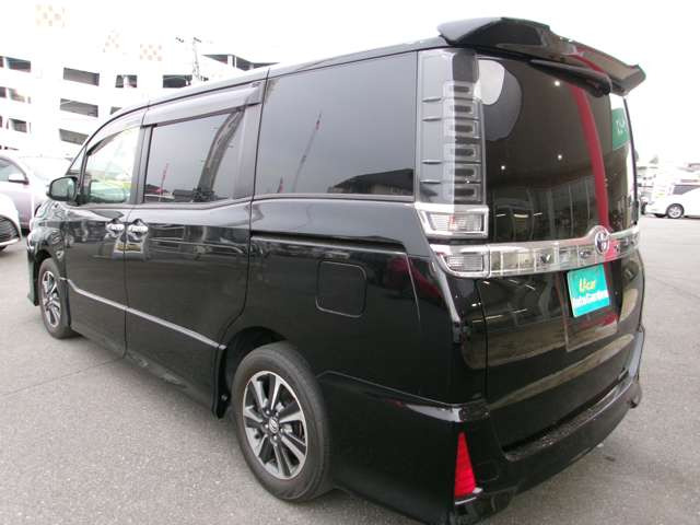 ヴォクシー2.0 ZS 煌