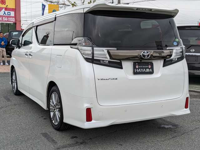 ���J�[�i�r�A�A���~�z�C�[���AHID���C�g���̃J�[�p�i��������舵���Ă��܂�������]������΂��Ђ����k����������