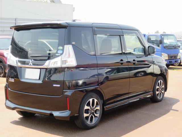 デリカD:21.2 カスタム ハイブリッド MV 4WD