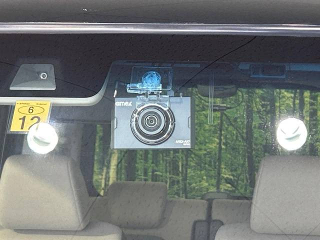 �y�h���C�u���R�[�_�[�z���S�E���S�ȃJ�[���C�t�ɕK�{�̃h���C�u���R�[�_�[�𑕔�!���s���͂������A������^�]�⎖�̂ɑ��������ۂ̏󋵂��f���ŋL�^���A����̃��X�N�ɔ����܂��B