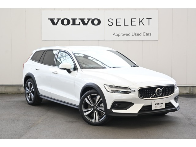 V60クロスカントリーアルティメット B5 AWD 4WD