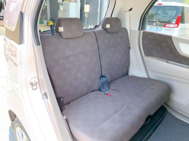 ���X�ł͌��I�������Ԃ𖈌�100��ȏ�̎d������s�Ȃ��A�����ȉ��i�ŊF�l�ɂ��񋟂����Ē����Ă���܂���