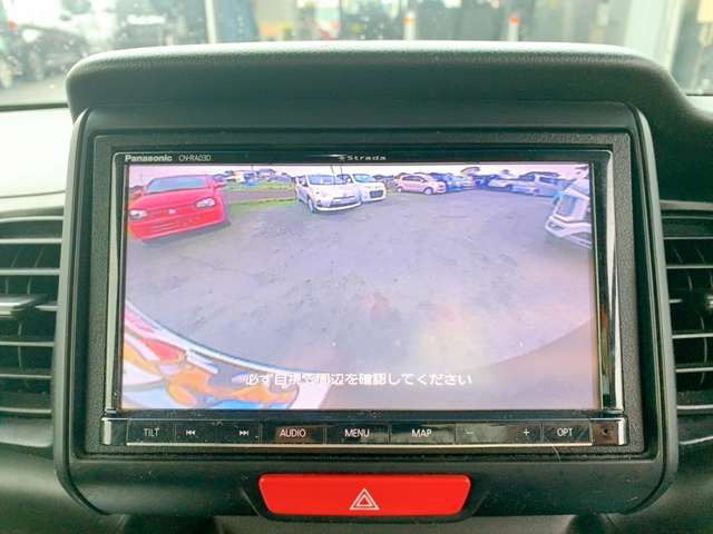【バックカメラ】後方確認や車庫入れも安全・快適ですね♪