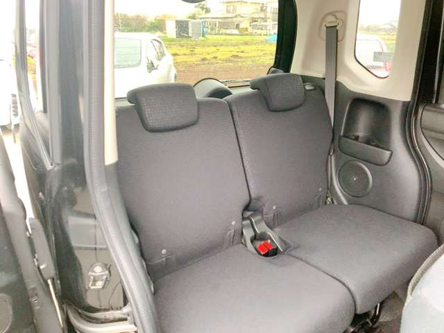 当店では厳選したお車を毎月100台以上の仕入れを行ない、お得な価格で皆様にご提供させて頂いております♪