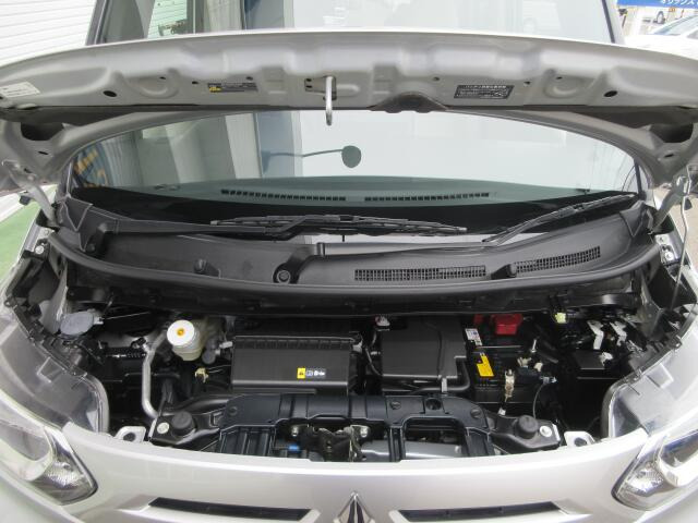 エンジンルームも綺麗に仕上がっております。 営業時間は10時〜18時まで、毎週水曜日が定休日となっております。お問い合わせをスタッフ一同、お待ちしております♪