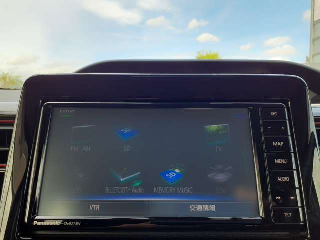 当社は在庫の入れ替わりも早いので気になるおクルマがあればお早めにお問合せ下さい。商談中や売約済みになる場合もありますのでご来店の際は在庫確認のお電話いただけるとスムーズです!お気軽にお問合せください!