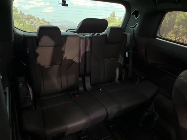 3��ڃV�[�g�͂�������ԗǍD����l�ł��������ƍ����Ē����܂��̂ŁA��l���ł̂��o���������N���N�ł��􂲉Ƒ��ŁA�C�̒m�ꂽ���ԂŁA�h���C�u�ɍs���̂��y���݂ł��ˁ�