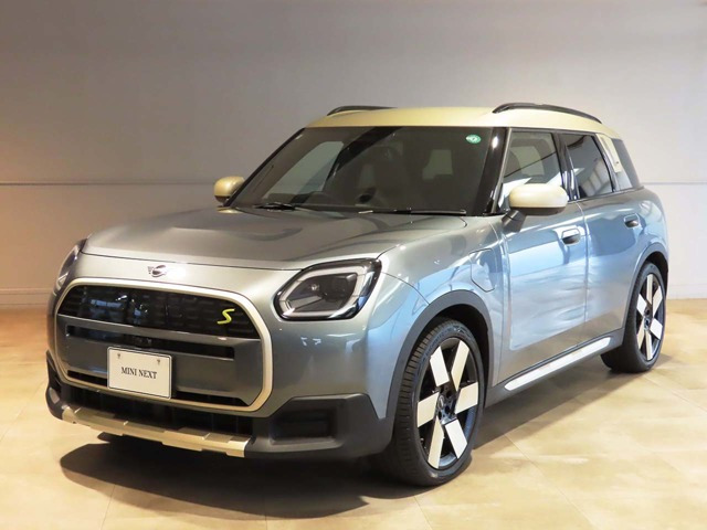 ミニカントリーマンSE ALL4 4WD