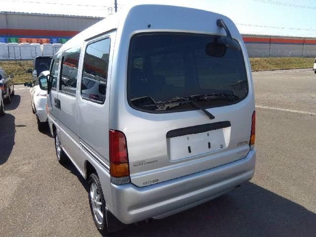 サンバーディアススーパーチャージャー 4WD