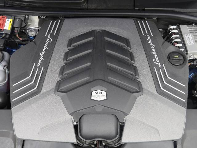 夢と魅力の詰まったエンジンルームです。実際のエグゾーストノートは是非ご来店いただきご自身で感じて頂く事をお勧めいたします。勿論リアルタイムでオンラインなどで確認も頂けます。