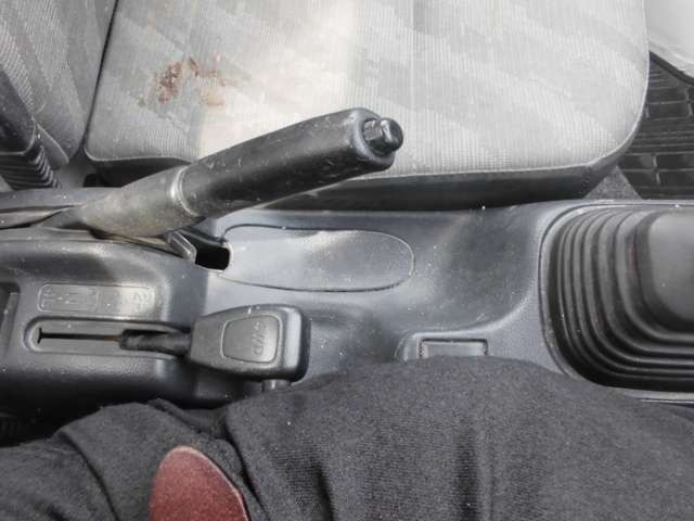 4WD�؂�ւ��X�C�b�`�B