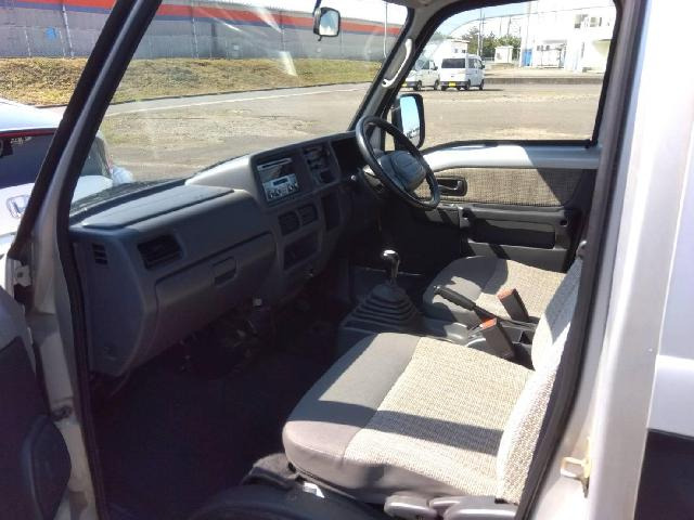 サンバーディアススーパーチャージャー 4WD