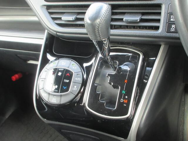 �I�[�g�G�A�R���Ŏ����D�݂̎�����f�����ݒ�o���܂��B���K�Ȏ����ŁA���K�ȉ^�]�����y���݉�����!