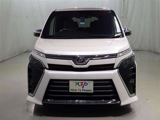 ヴォクシー2.0 ZS 煌