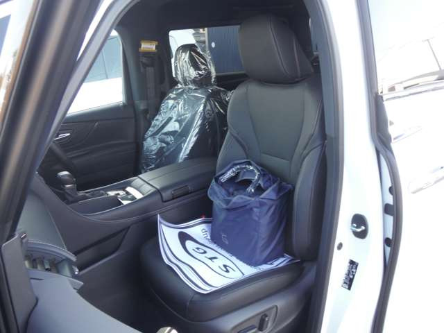 25年以上に渡る豊富な経験と実績で、お客様のカーライフを誠心誠意しっかりとサポートいたします!