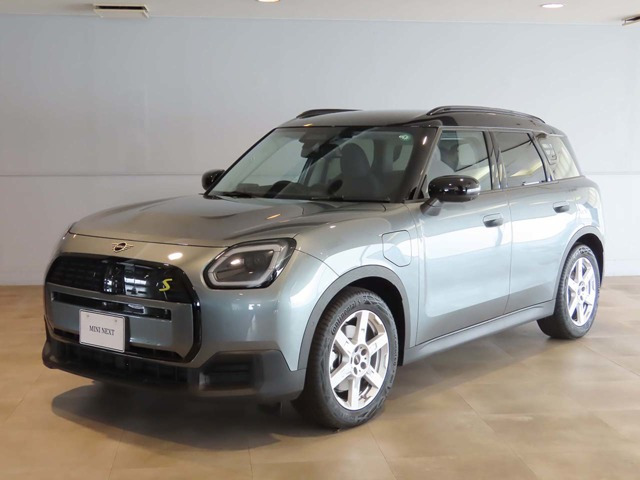 ミニカントリーマンSE ALL4 4WD