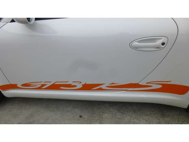 �M����GT3 �d�l�ɐ���܂��B