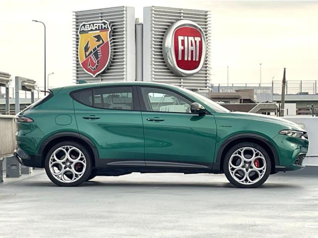 トナーレプラグインハイブリッド Q4 ヴェローチェ 4WD