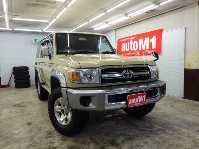ランドクルーザー704.0 4WD