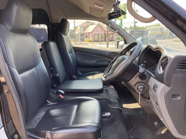 �f�ڎʐ^�ȊO�ɂ��A�C�ɂȂ�ӏ����������܂�����A���C�y�ɂ��₢���킹��������!