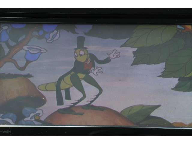 �������DVD�Đ��\�ł���TV�≹�y�������ᕨ����Ȃ�!!���Ď��ɂ̓R�������Ȃ��ł���(/�E&omega;�E)/