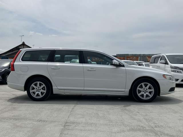 ���y�����ԁE�R���p�N�g�J�[�E�~�j�o���E�Z�_���ȂǑ����݌ɂ��������܂��B���C�ɓ���̈��������ĉ�����!��