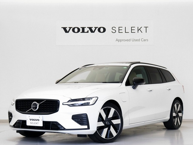 V60ウルトラ T6  AWD プラグインハイブリッド 4WD