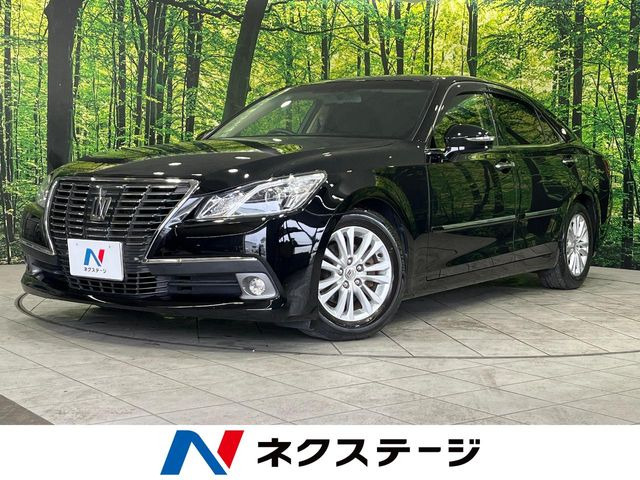 クラウン(トヨタ) 2.5 ロイヤルサルーン i-Four 4WD 中古車画像