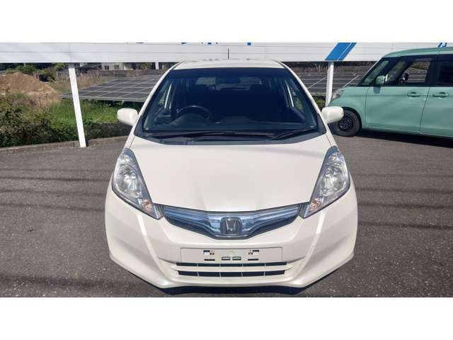 フィットハイブリッド1.3 10th アニバーサリー