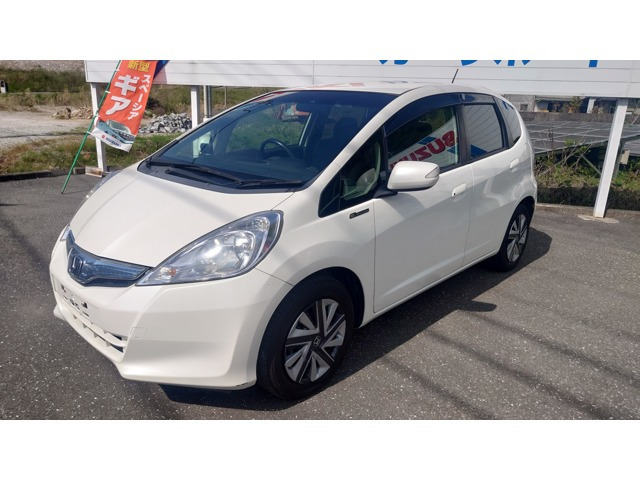 フィットハイブリッド1.3 10th アニバーサリー