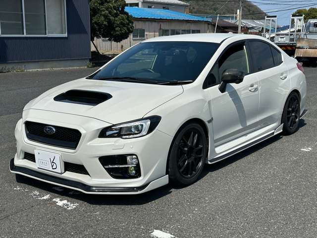 WRXS4 2.0 GT-S アイサイト 4WD