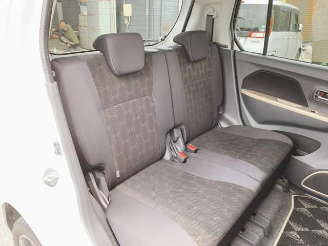 ���Ђł͌��I�������Ԃ𖈌���ʂɎd������s�Ȃ��A�����߂₷�����i�ł��񋟂��Ă���܂���