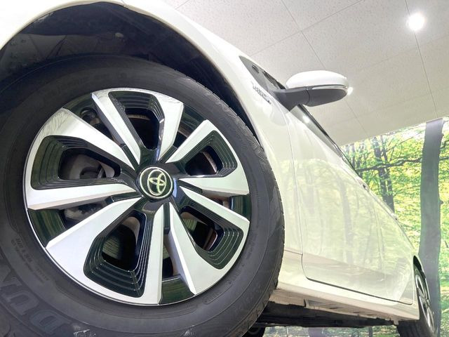 【純正15インチアルミホイール】外観にマッチした純正アルミホイールを装着しております。各種社外アルミホイールや、スタッドレスタイヤも取扱いしております。是非ご相談ください♪