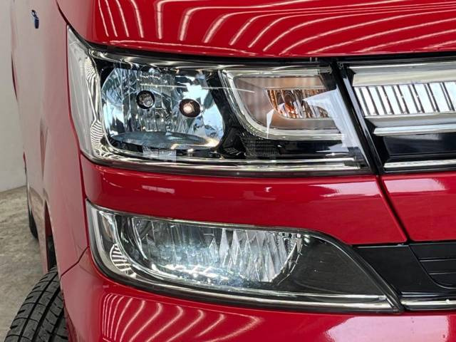 �yLED�w�b�h���C�g�z���V����ԑ��s�����ǍD�Ȏ��E���m�ۂ����S���ĉ^�]�ł��鍂�P�xLED�w�b�h���C�g�𑕔�!�_�����x�������A����d�͂��}�����Ă��܂��B