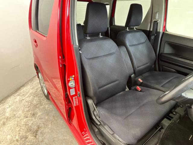 �^�]�Ȃ܂��ɂ͏\���ȃX�y�[�X������A�啿�ȕ��ł��������^�]���Ă�����������ł��B