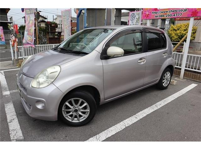 パッソ(トヨタ) 1.0 プラスハナ　外品14インチAW メモリーナビ 中古車画像