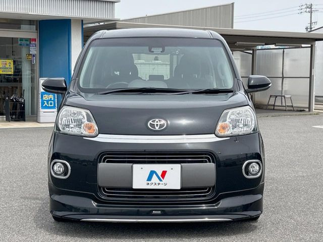 安心の最長10年・走行無制限保証(有償)をご用意。保証内容も充実はもちろん、無料点検&オイル交換や、年中無休の全国・24時間ロードサービスも付帯されておりますのでご安心下さい。