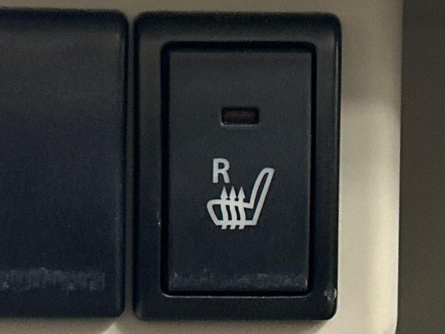 �y�V�[�g�q�[�^�[�z�������ɏd�󂷂�V�[�g�q�[�^�[!�G�A�R����葁�����܂��Ă����̂Ŋ�����̐l�����S�ł��ˁ�G�A�R���̉����͊������邩����A�Ƃ������ɂ����������߂ł��B