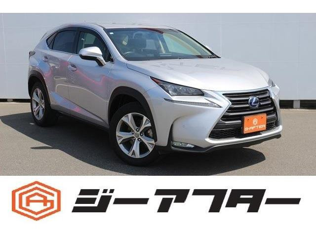 NX(レクサス) 300h バージョンL　純正ナビTVバックカメラ3眼LED本革 中古車画像