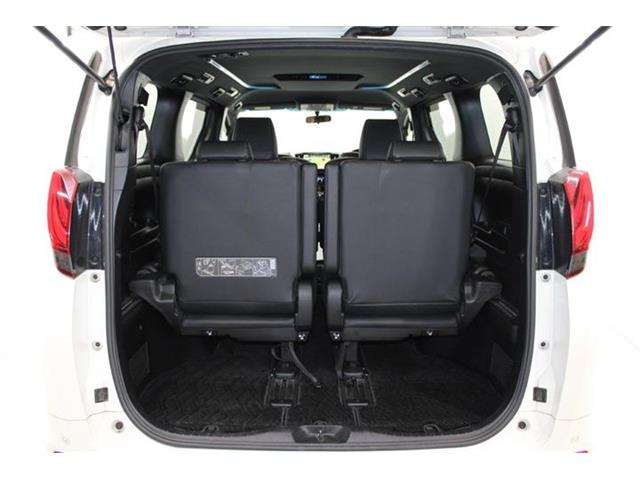 ���Ǝҗl�ւ̔̔��͂��f�肳���Ă��������܂��B �Ԍ������ԗ��̏ꍇ�́A�Ԍ����擾�������x�������z�ŕ\�����Ă���܂��B