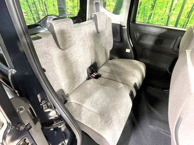 ���i���ȃI���W�i���t���A�}�b�g���I�v�V�����ɂĂ��p�ӂ��Ă���܂��B���D���ȃf�U�C����J���[�����Ԃɍ��킹�đI��ł����������Ƃ��ł��܂���