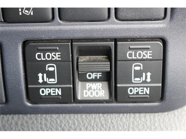 大好評のボディコーティング「ハイモースコート」もご納車までに施工可能。雨染みや線傷など中古車だからと諦めていませんか?ピカピカの状態でお乗り出しいただけます。