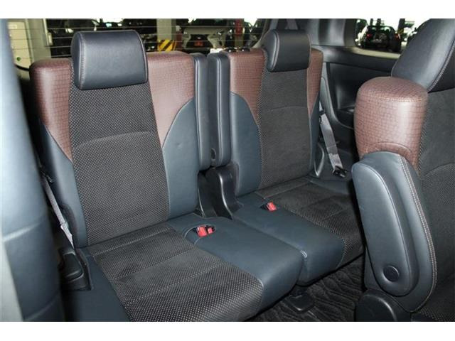 ���Ǝҗl�ւ̔̔��͂��f�肳���Ă��������܂��B �Ԍ������ԗ��̏ꍇ�́A�Ԍ����擾�������x�������z�ŕ\�����Ă���܂��B