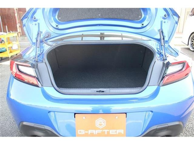 ���Ǝҗl�ւ̔̔��͂��f�肳���Ă��������܂��B �Ԍ������ԗ��̏ꍇ�́A�Ԍ����擾�������x�������z�ŕ\�����Ă���܂��B