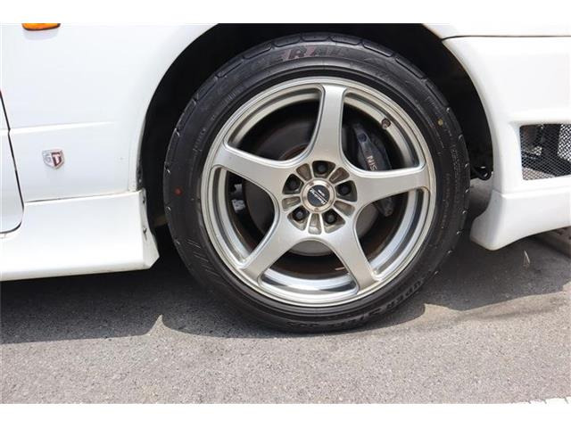 �O�i�G���P�C17�C���`AW�ł��B�^�C����4�E5���R���炢����܂��B