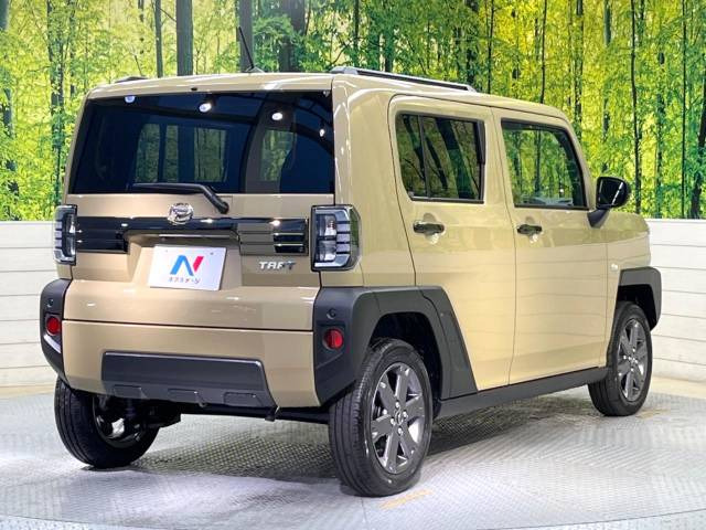 大好評のボディコーティング「弾スプラッシュコート」もご納車までに施工可能。通常のガラスコートと異なる、耐久年数6年の無機質ガラスコーティングが、ボディをキレイな状態に保ってくれます。