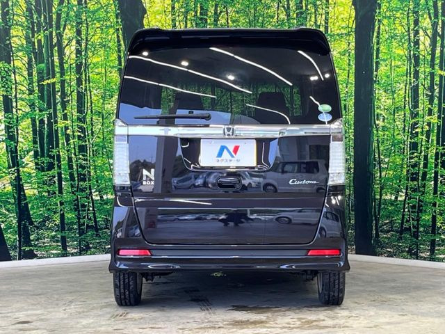 安心の最長10年・走行無制限保証(有償)をご用意。保証内容も充実はもちろん、無料点検&オイル交換や、年中無休の全国・24時間ロードサービスも付帯されておりますのでご安心下さい。