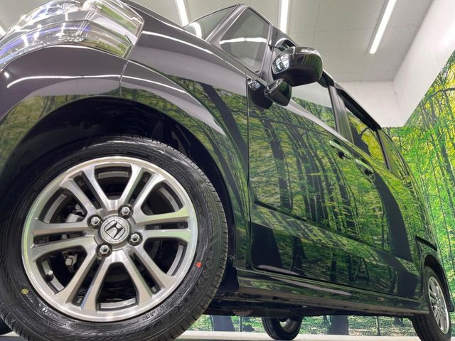 【純正14インチアルミホイール】外観にマッチした純正アルミホイールを装着しております。各種社外アルミホイールや、スタッドレスタイヤも取扱いしております。是非ご相談ください♪