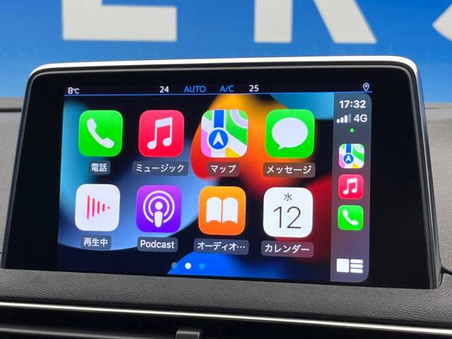��Apple Car Play:�X�}�z�Ƃ̗L���ڑ��ŁA�i�r�E�I�[�f�B�I�Đ��ȂǃX�}�z�̃A�v���@�\����ʂł��g����֗��@�\�ł�!